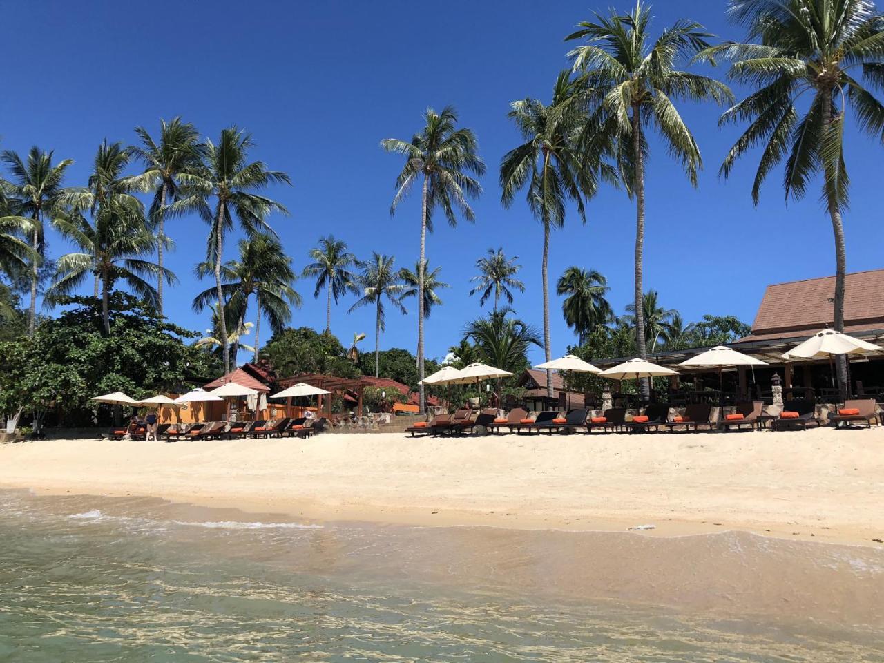 Kanok Buri Station touristique Lipa Noi